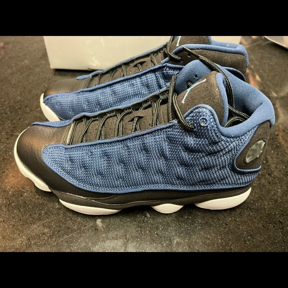 Sz 8  Air Jordan 13 Retro 